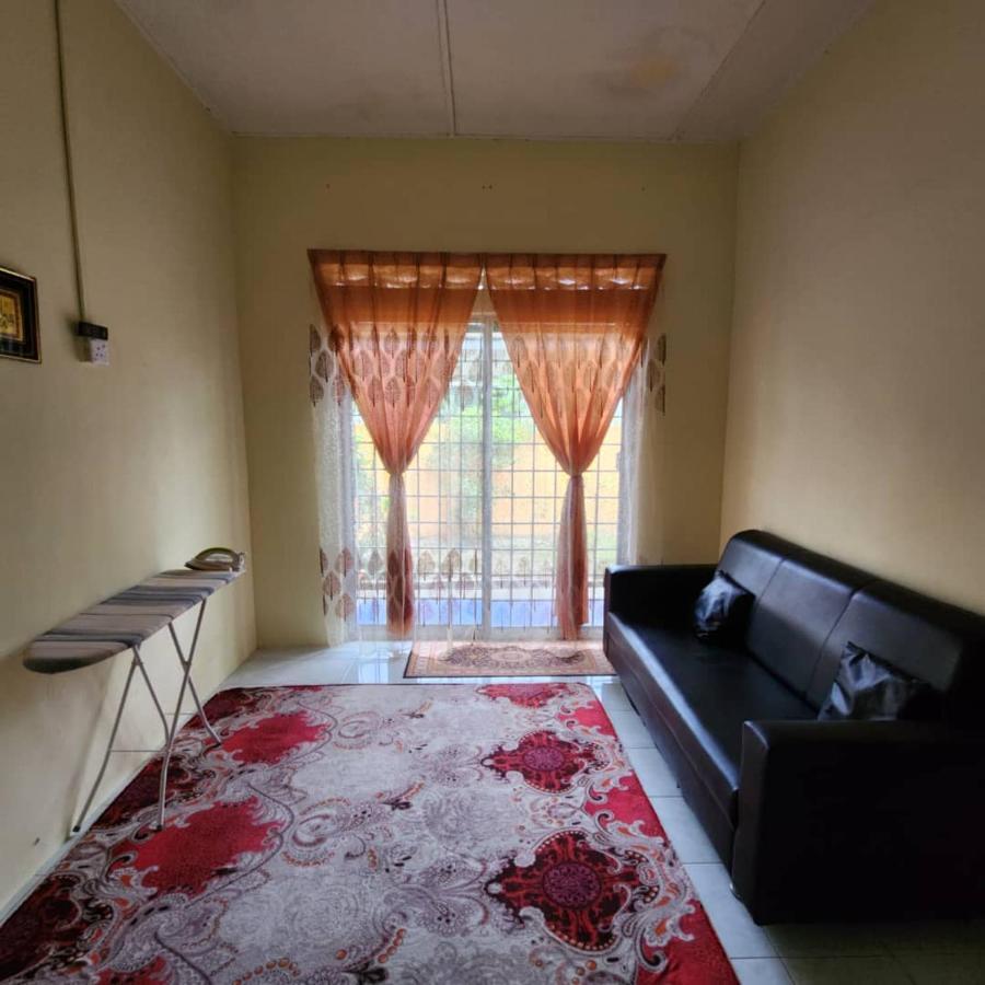 קואנטאן Adeeba Homestay מראה חיצוני תמונה
